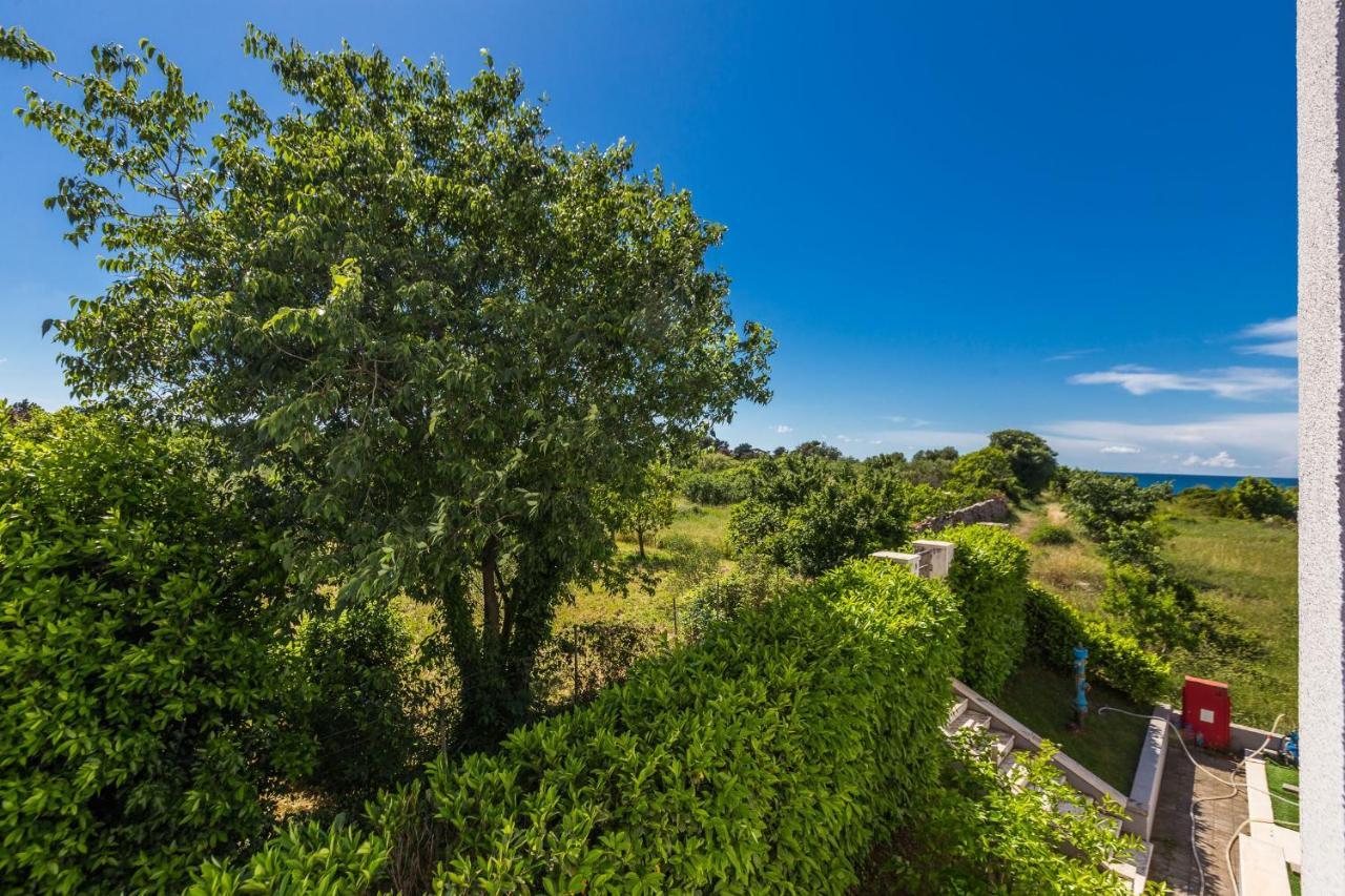 Adriano 2Br Apartment With Terrace Zadar Exterior photo