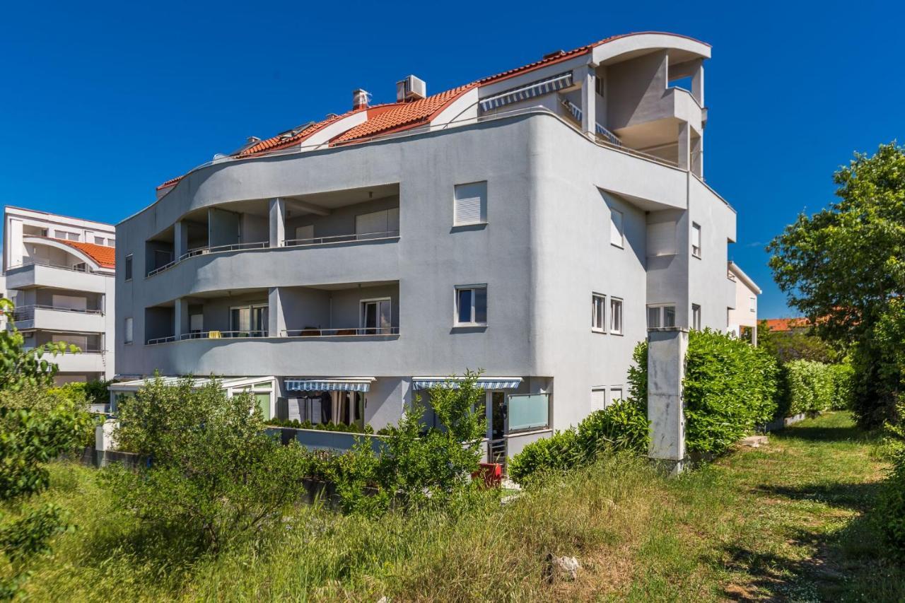 Adriano 2Br Apartment With Terrace Zadar Exterior photo