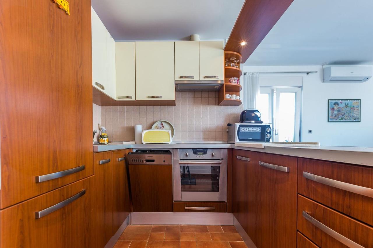 Adriano 2Br Apartment With Terrace Zadar Exterior photo