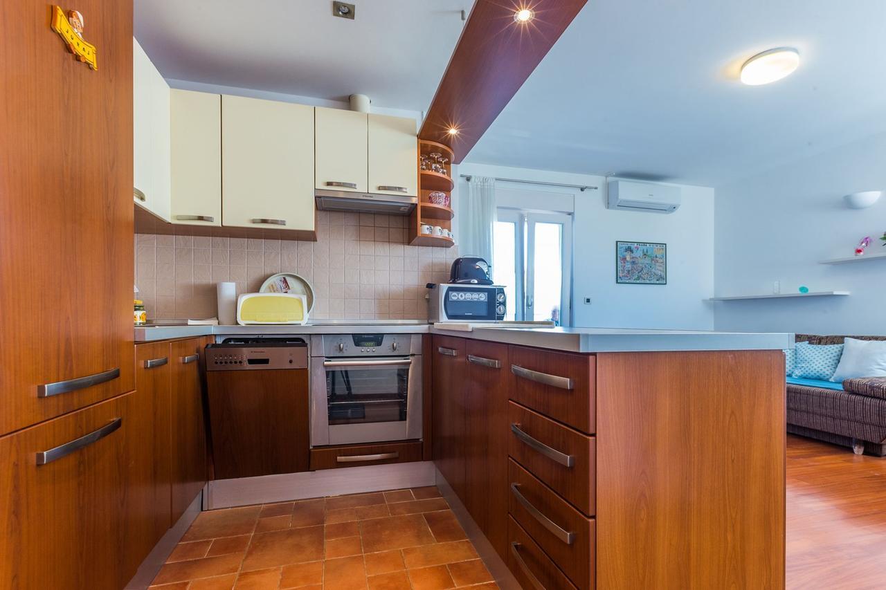 Adriano 2Br Apartment With Terrace Zadar Exterior photo